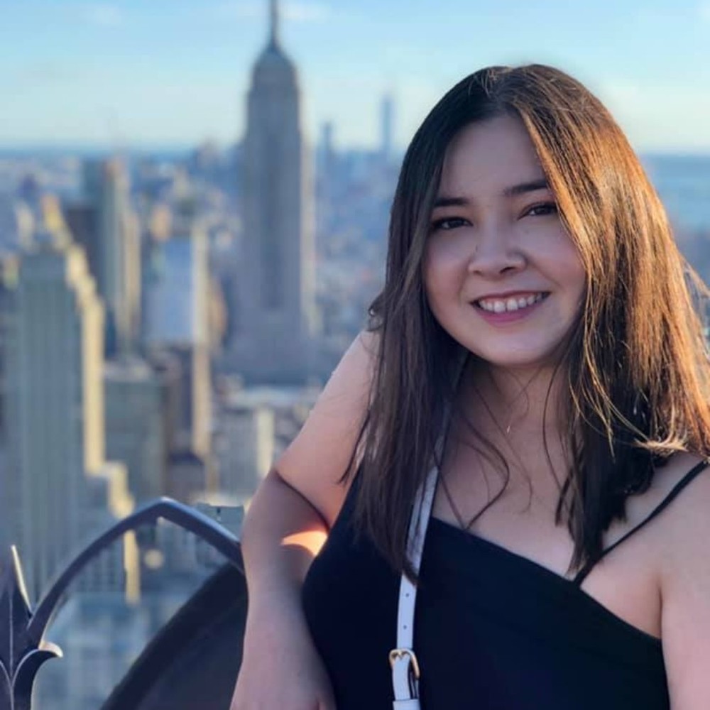 Meet your Posher, Lily